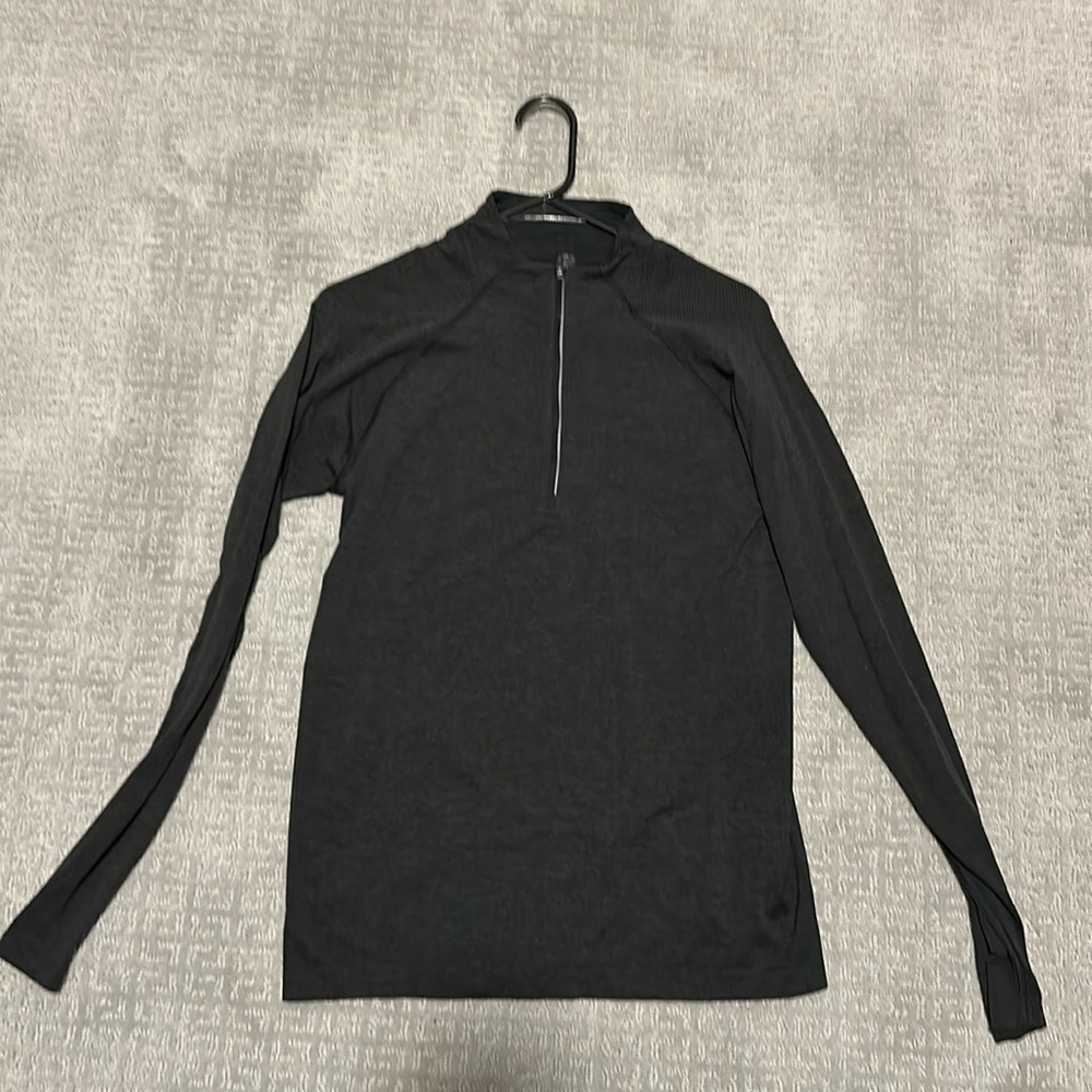 Lululemon Men’s Pullover